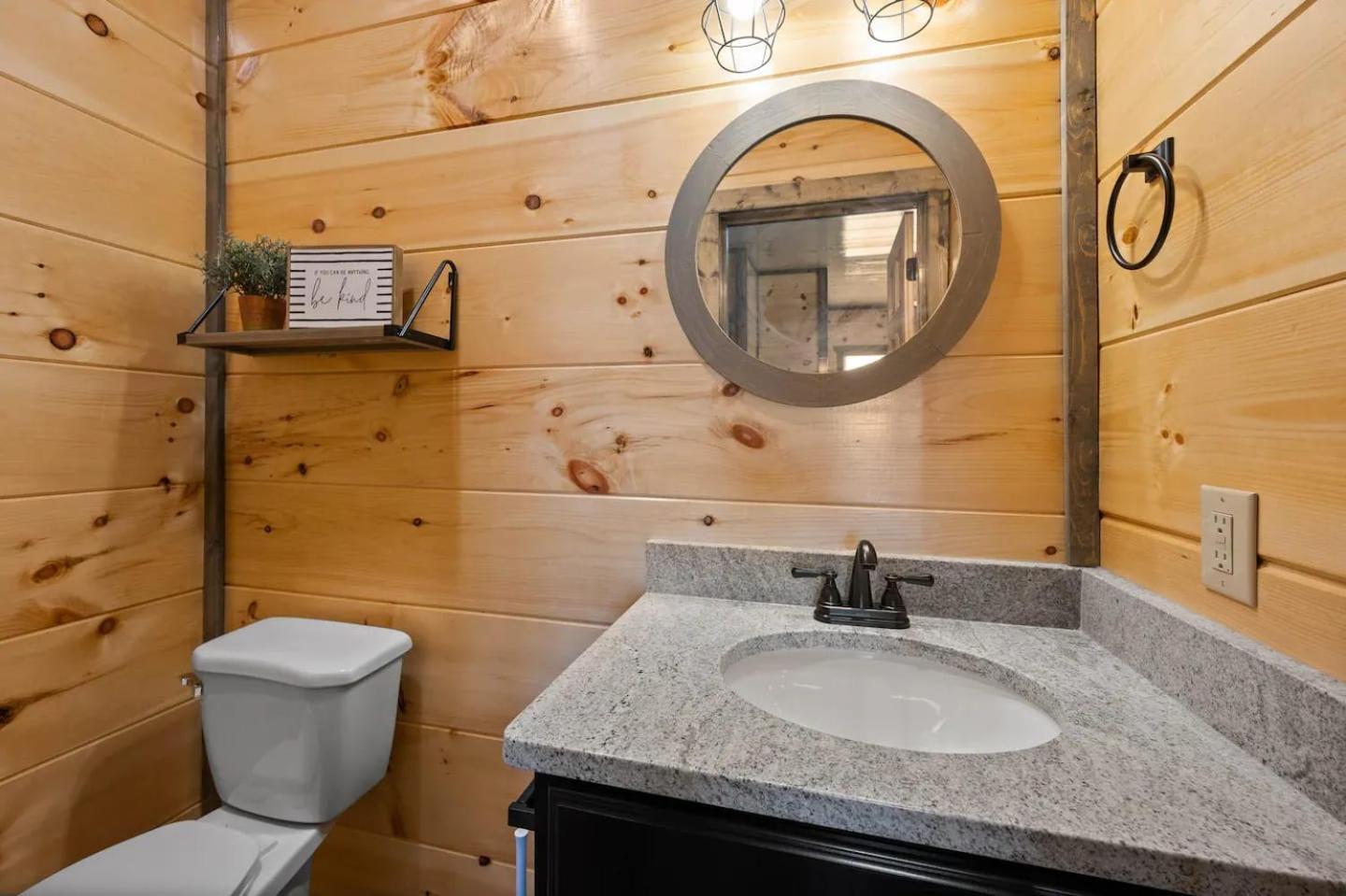 New With Mountain Views Hot Tub And Game * Sevierville